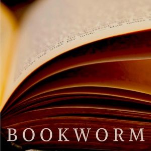 Books books and more 📚